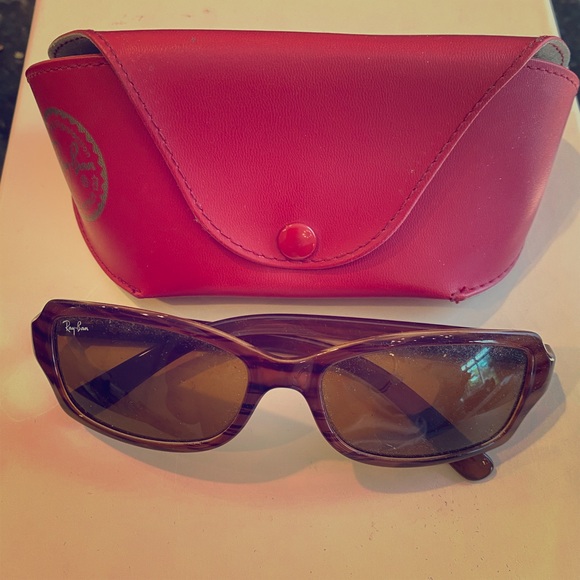 RayBan brown tortoise shell sunglasses